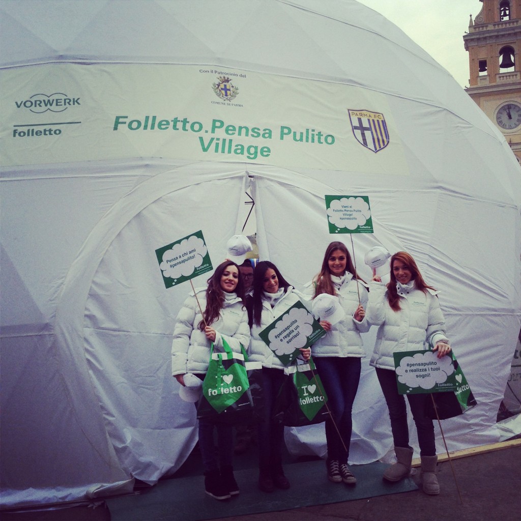 Folletto Pensa Pulito Village_staff (30)