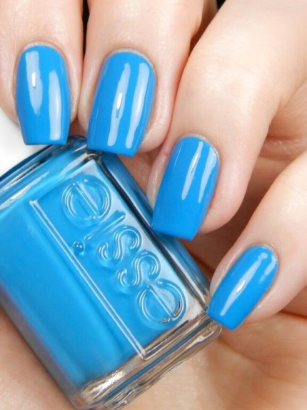 essie_blu-430x574