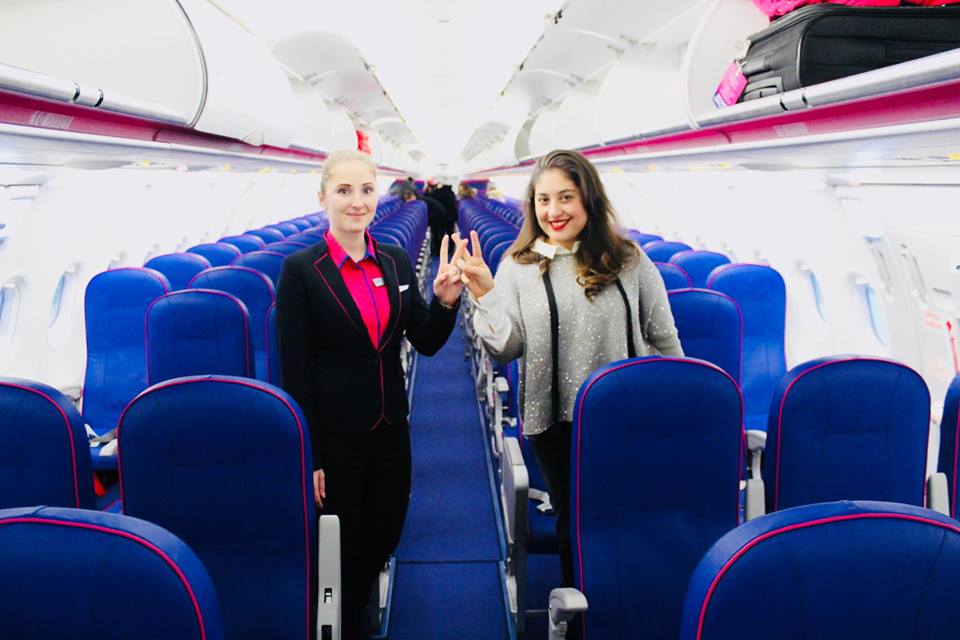 wizzair_raffaella_catania_wizzcrew_hostess_lowcost