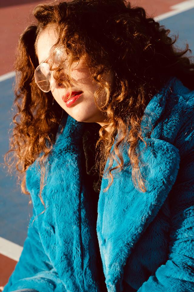 elvi_cappotto_eco_fur_azzurro_outfit_blogger